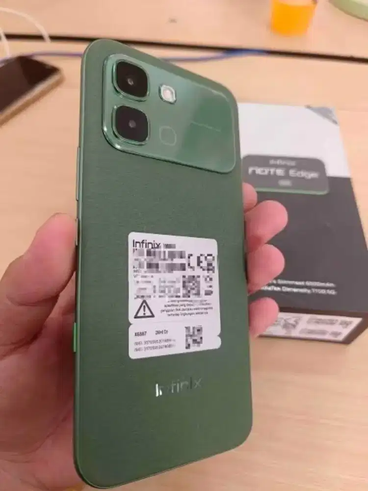 Infinix Note Edge 5G 8/256 Fullset