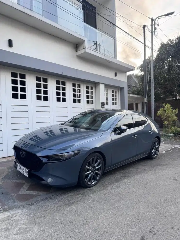 Jual cepat Mazda 3 hatchback
