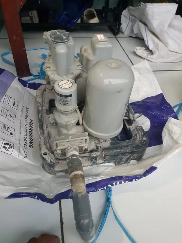 mesin air hitachi