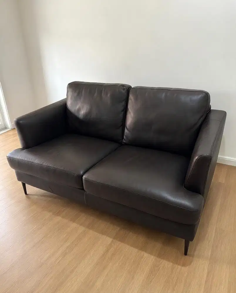 Sofa M&D 2 Seater Italian leather genuine ( Kulit Asli )