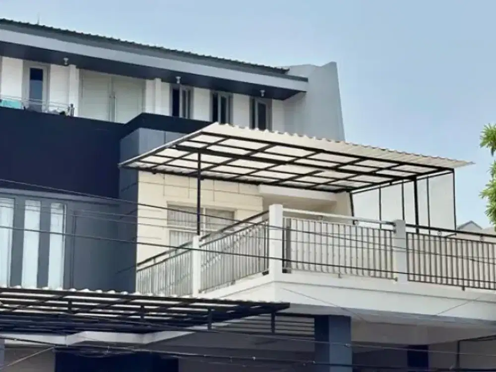 RUKO 3 LANTAI COCOK UNTUK RUMAH TINGGAL DAN USAHA NGAGEL MADYA