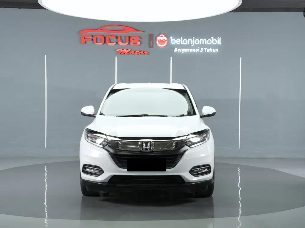 Honda hrv se matic 2018 putih