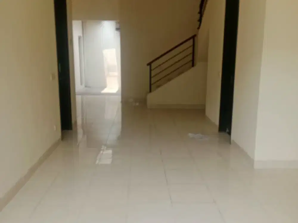 Dijual Murah Rumah (7x18) Siap Huni Cluster Newton Gading Serpong