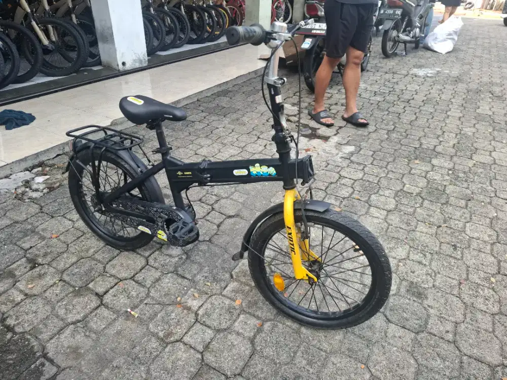 Sepeda Anak Exotic Bekas Hitam Kuning
