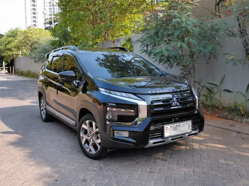 MITSUBISHI XPANDER CROSS PREMIUM 2023 PAKAI 2024