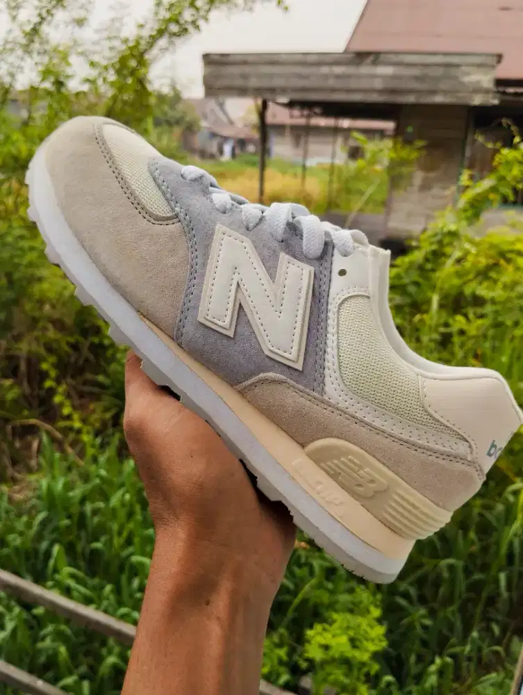 Sepatu New Balance 574 Grey Mix