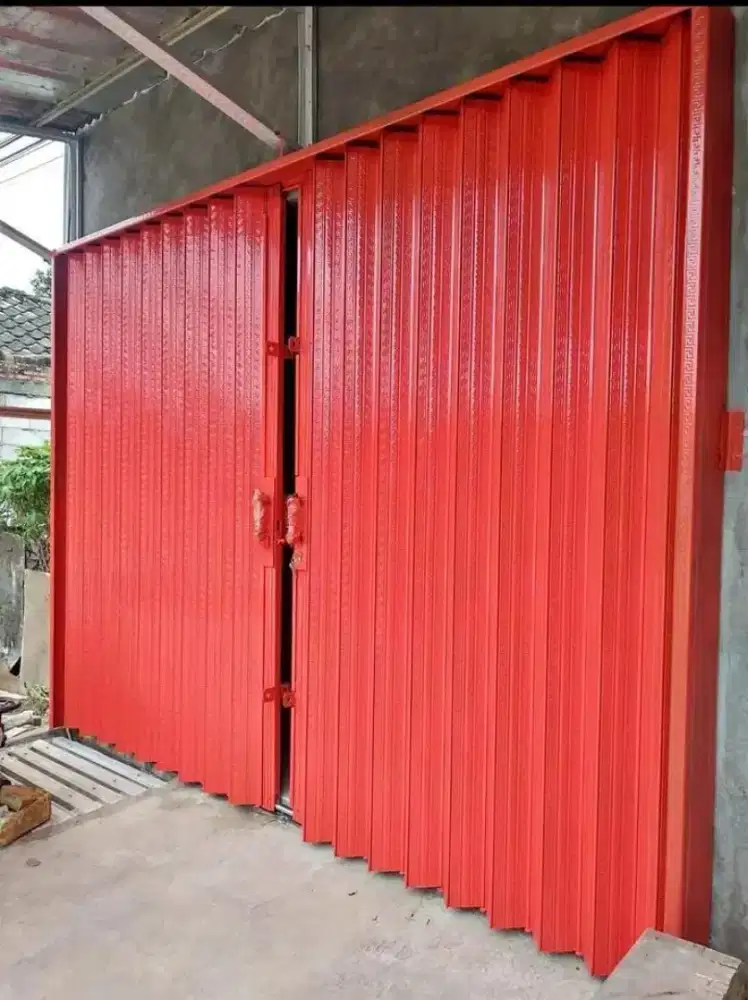 Rolling door folding gate besi
