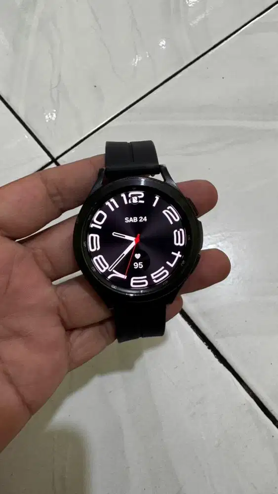 Samsung Galaxy Watch 4 Classic 42mm normal pakai