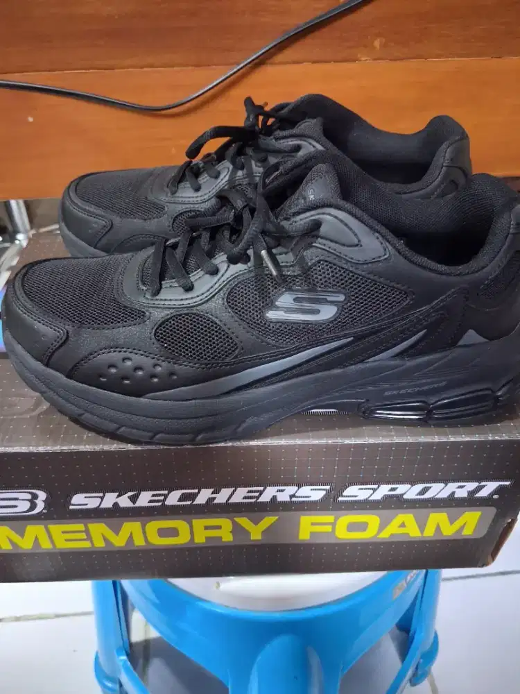 Sepatu skechers mukuzz uk 42