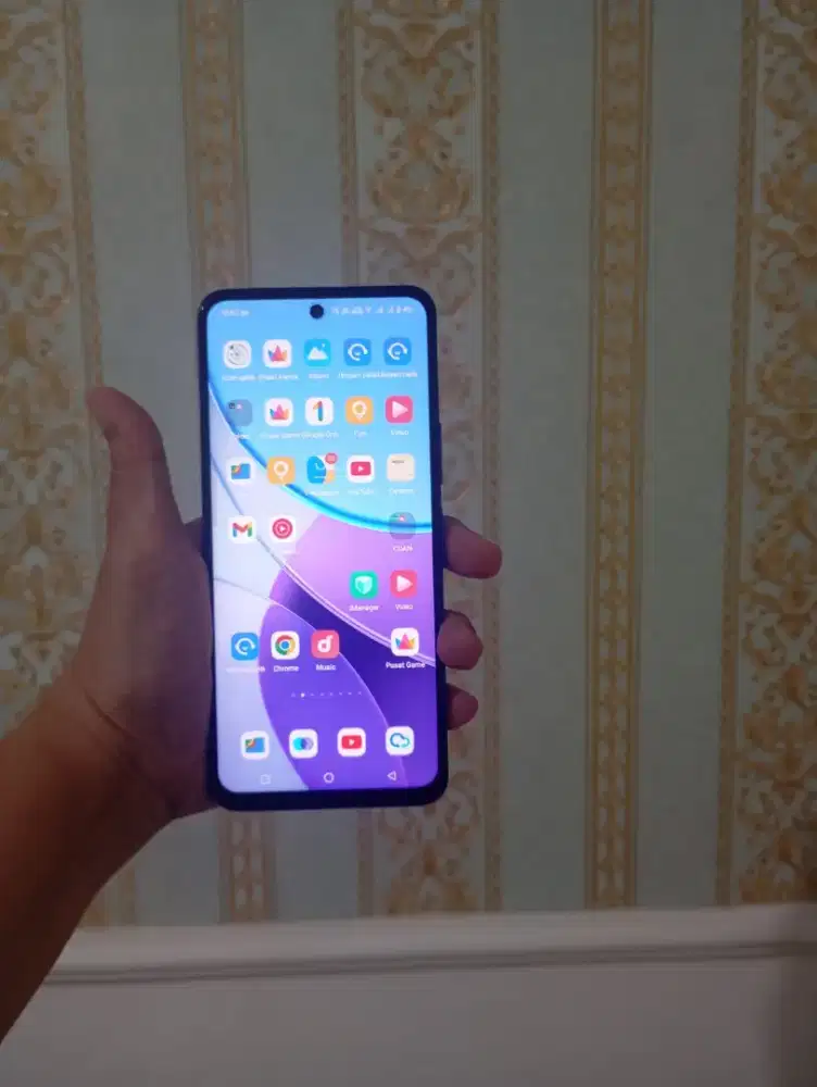 HP VIVO Y 19 S NOMINUS