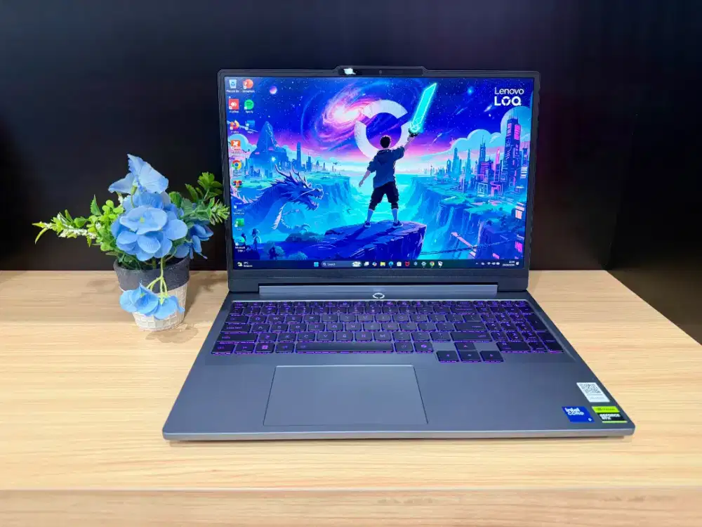LOQ ES - C5-205H / 8GB / 512 / RTX3050-4GB / 15,3 WUXGA / LUNA GREY