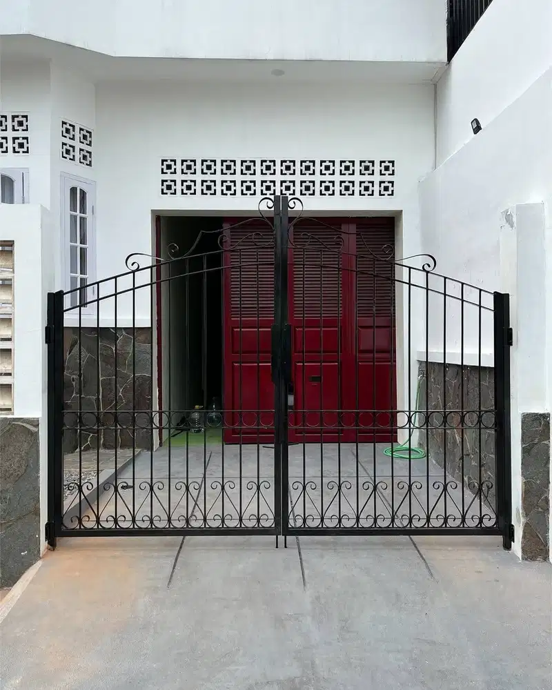 Pintu pagar lipat minimalis