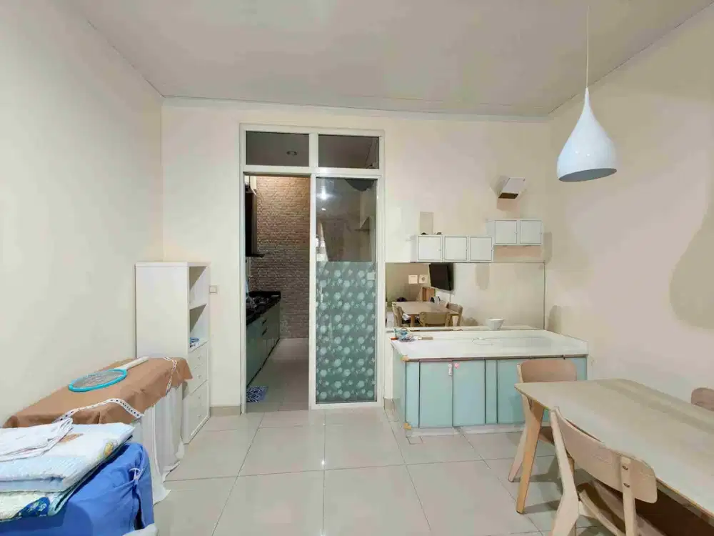 Dijual Cepat Rumah Cakep Greenlake City Furnish Rapi Dekat toll Jakarta