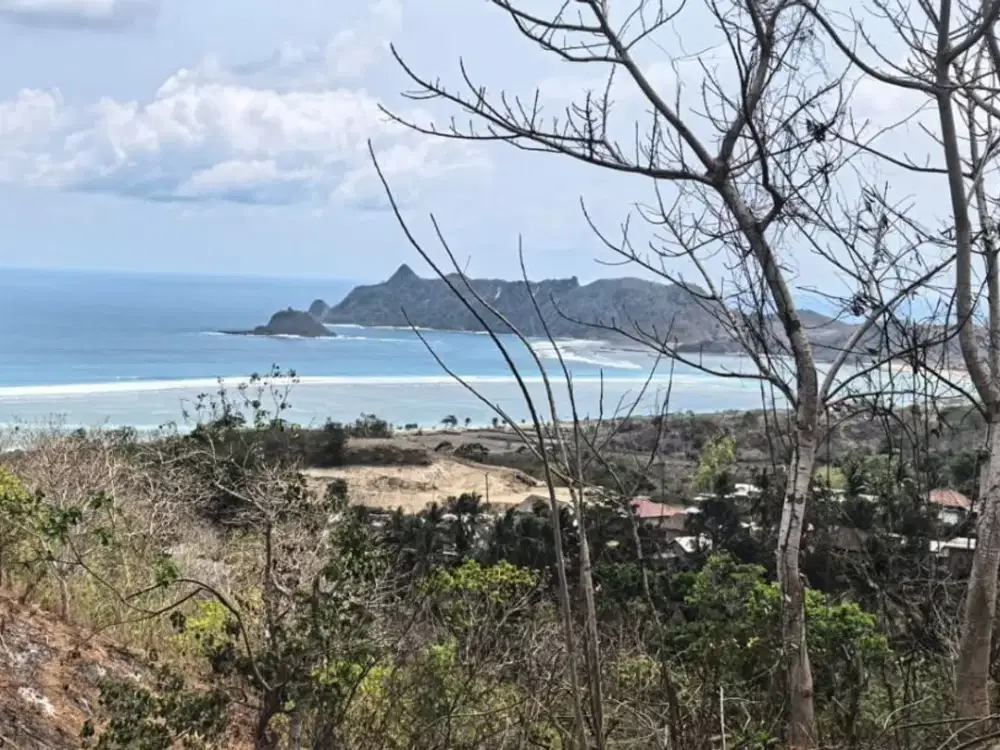 Tanah view laut di Pengantap Buwun mas dekat Samara