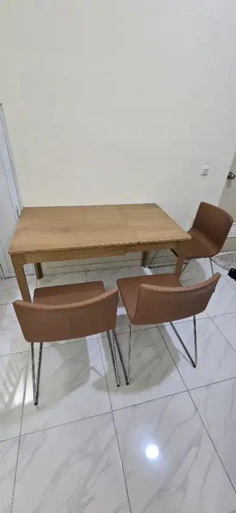 Set Meja Makan IKEA Extendable / Adjustable + Kursi (All-In)