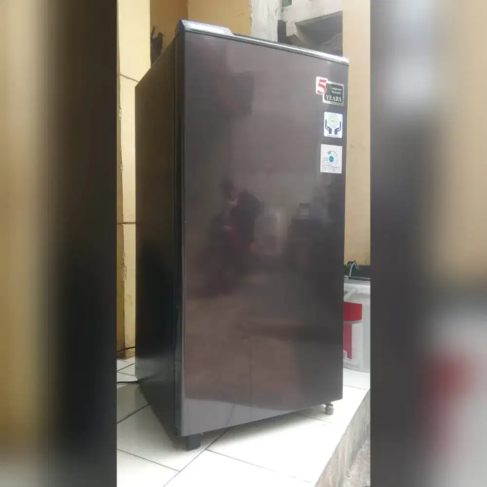 Kulkas Toshiba Normal Dingin Beku Joss No Kendala Gress Siap Like New