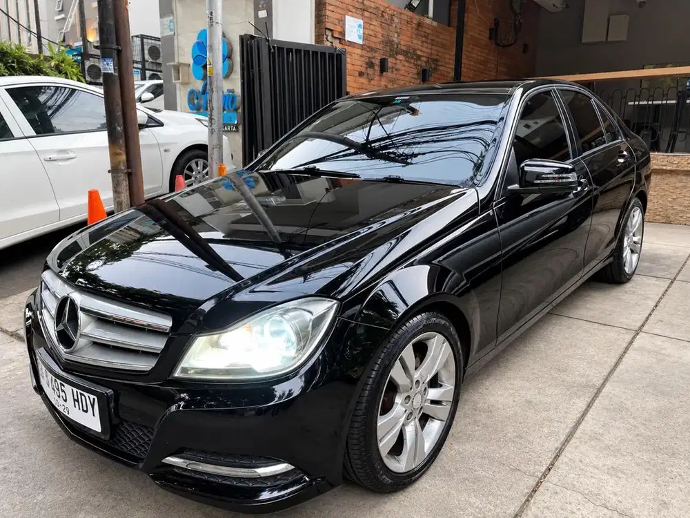 Jual mercedes benz c200  2013