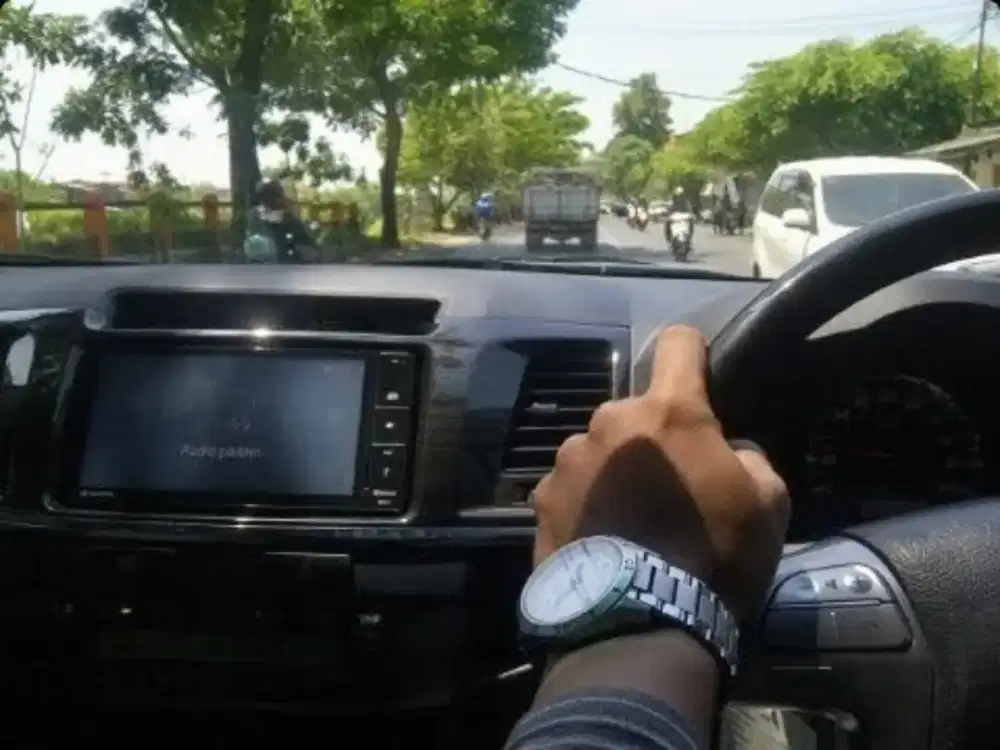 Cari pekerjaan driver pribadi maupun pengiriman barang