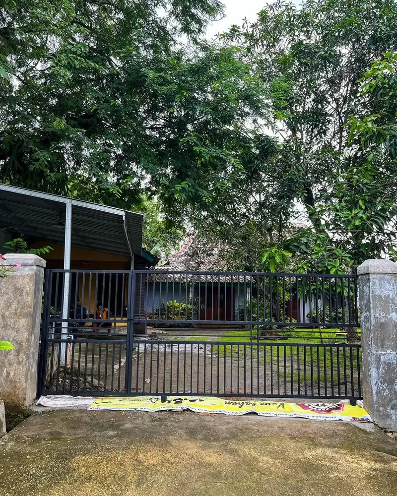 Pintu pagar dorong minimalis
