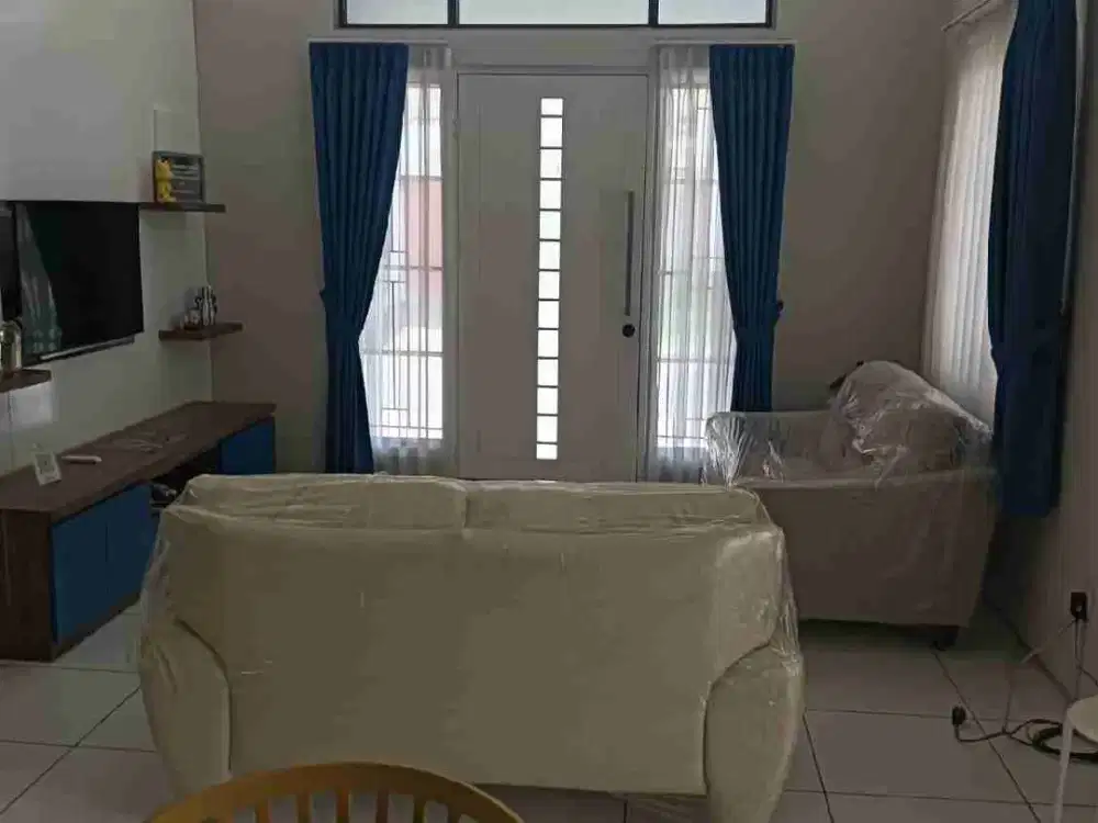 disewakan rumah di kota baru Parahyangan