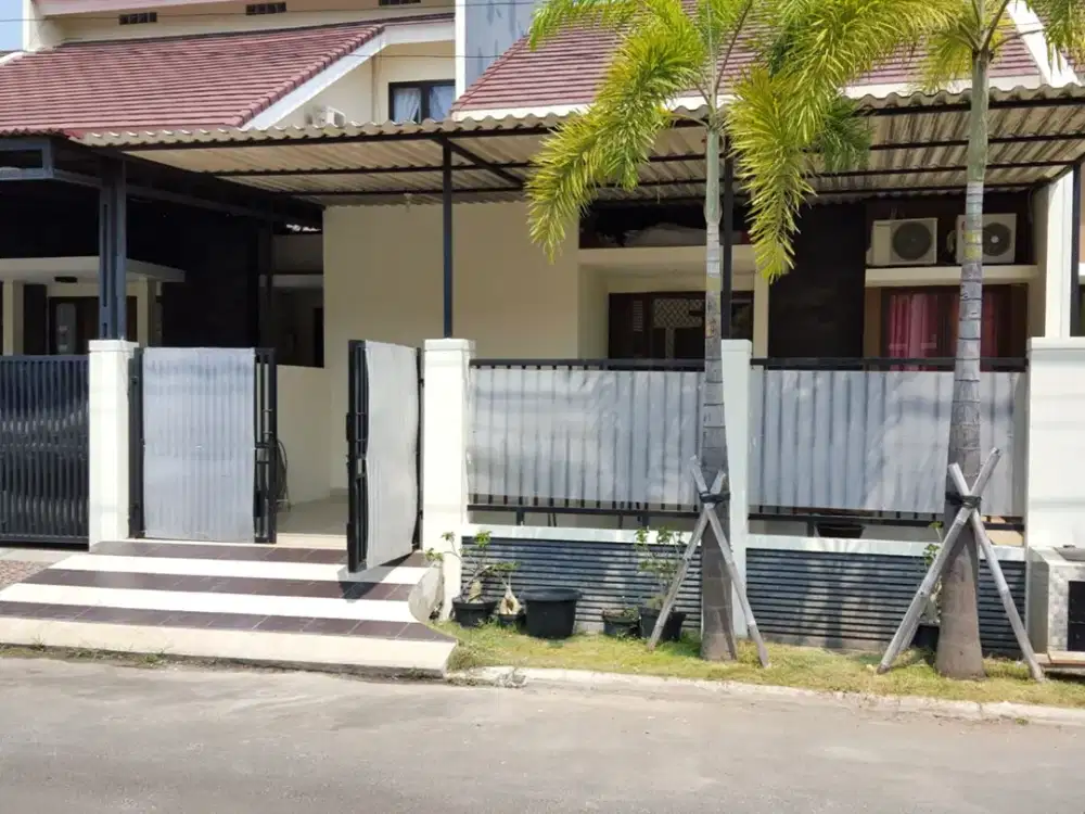 Rumah di Cluster Aralia luas 8x18 144meter Type 4KT Harapan Indah Bekasi