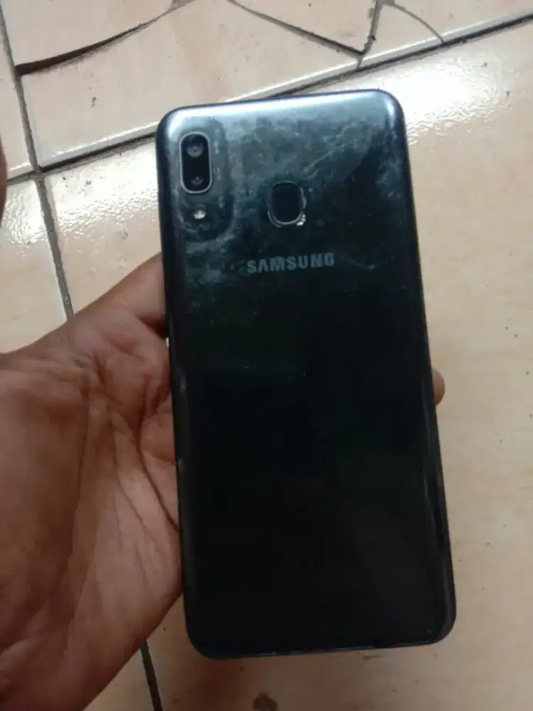 TERIMA JUAL BELI HANDPHONE SECOND