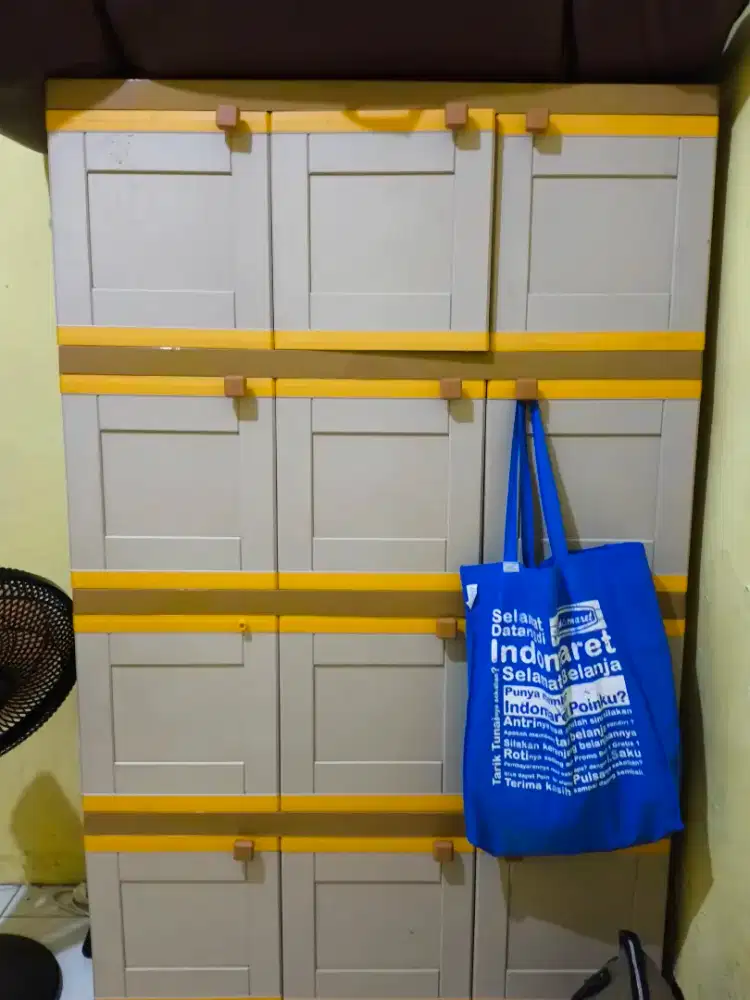 Jual lemari susun 9 pintu
