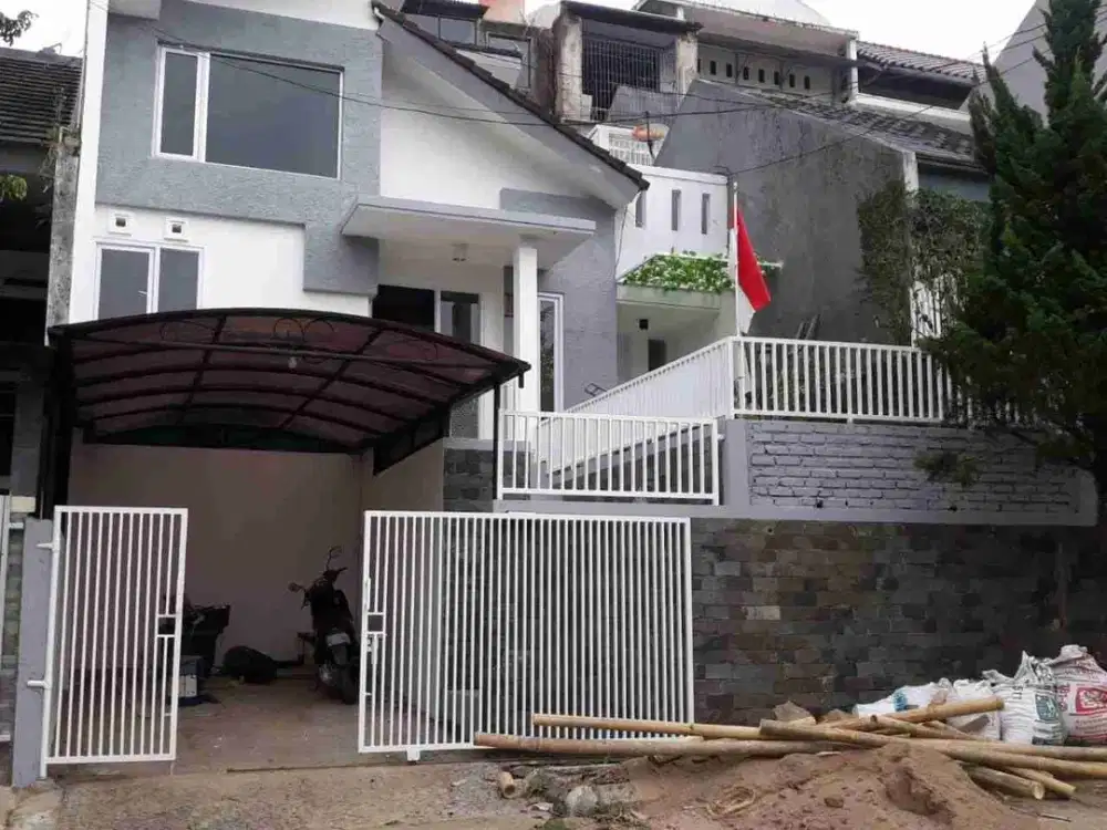 dijual rumah di komplek taman melati
