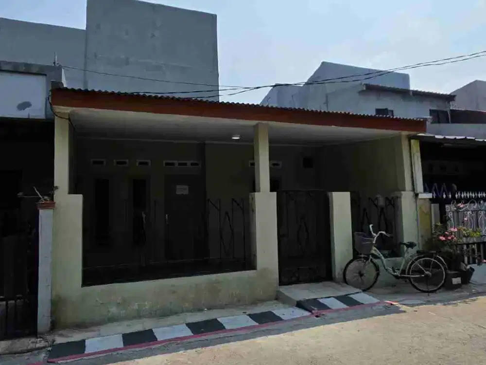 Disewakan Rumah Dekat Stasiun Duta Harapan Bekasi