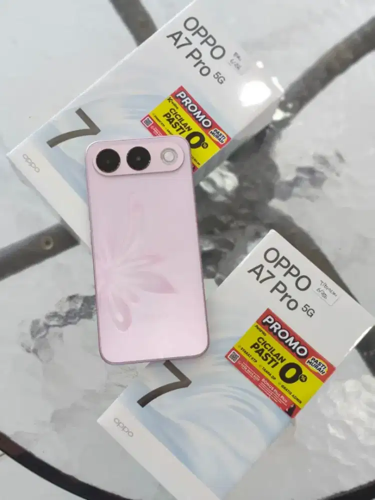 Bonus Melimpah! Beli HP Baru Dapat Harga Spesial & Tempered Glass