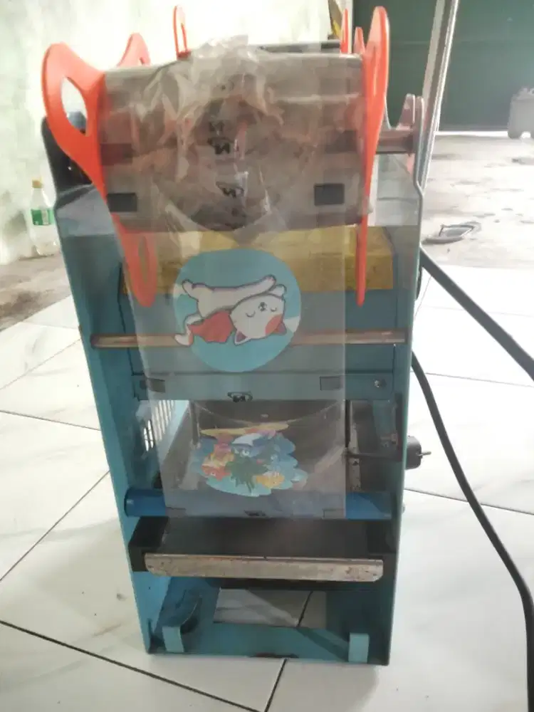 Cup seller listrik