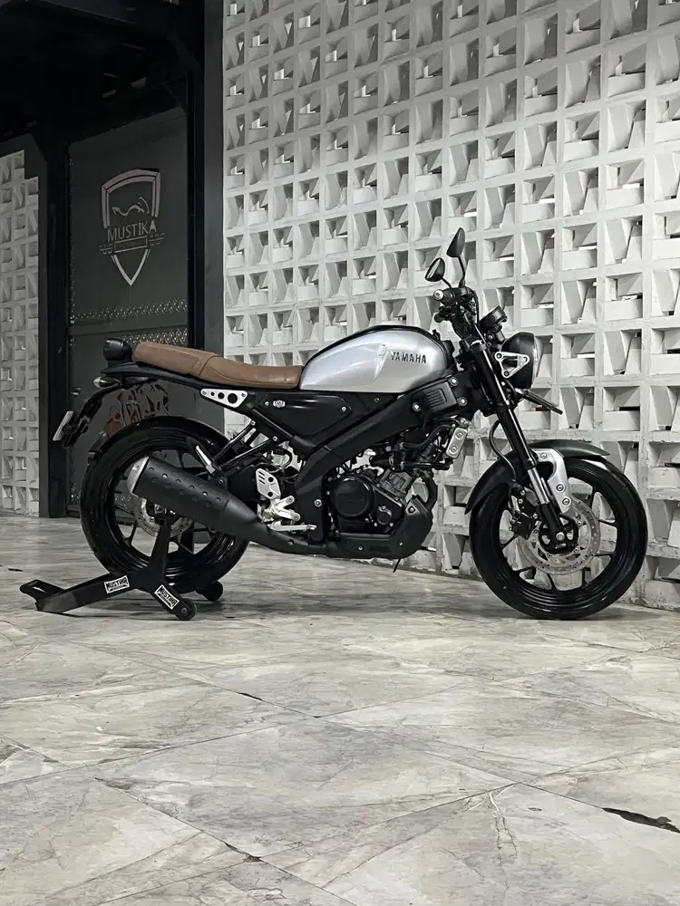 Stok Terbatas!!Yamaha XSR 155 th 2022 - Ayu Mustika