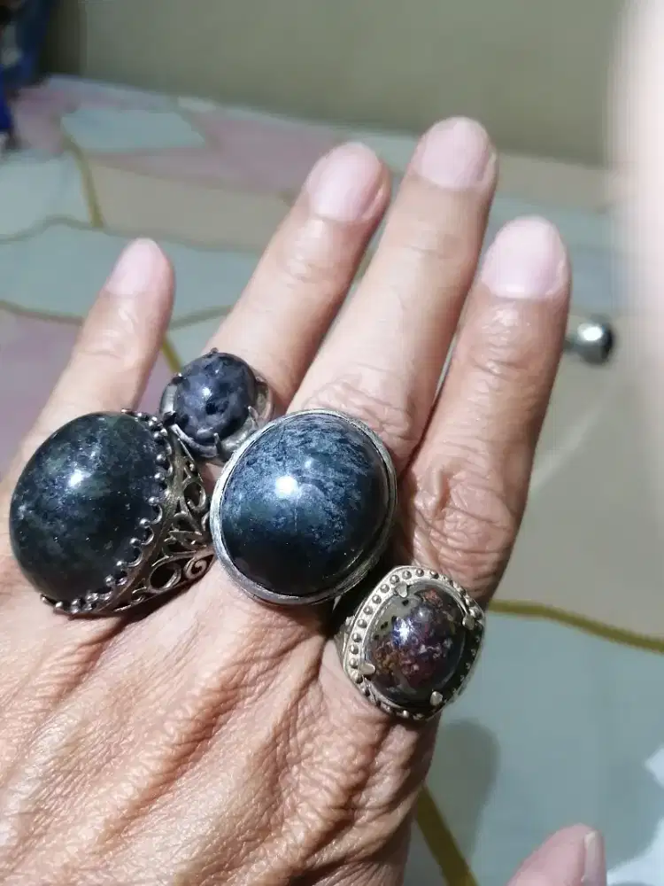 Batu badar besi