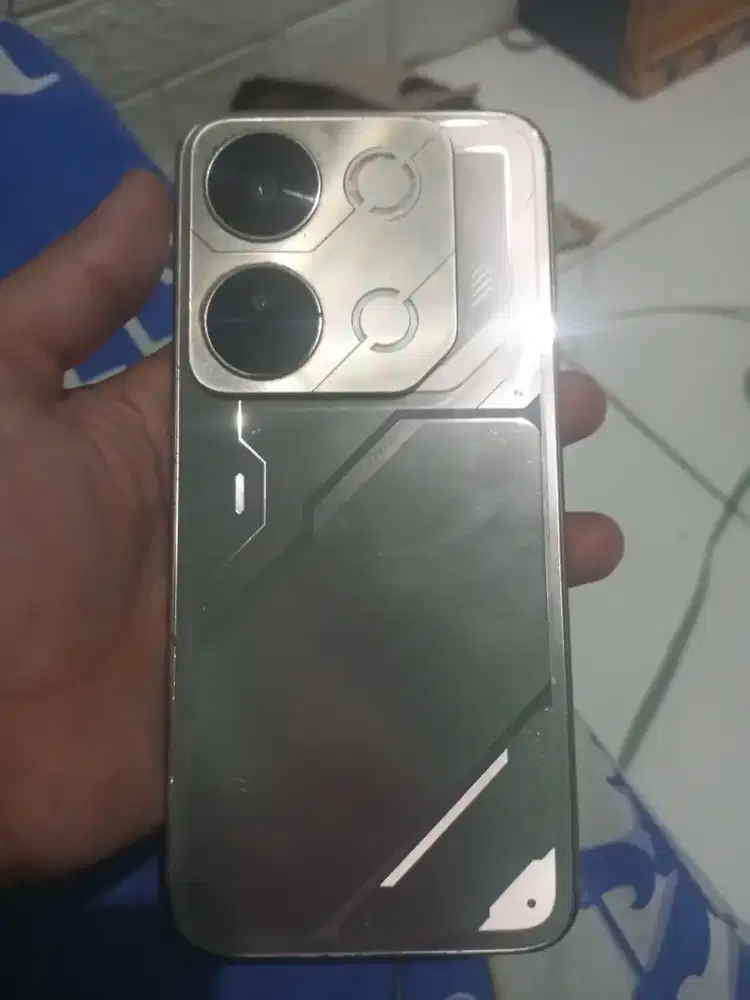 itel p65 ram 8+8/128 minus lecet pake
