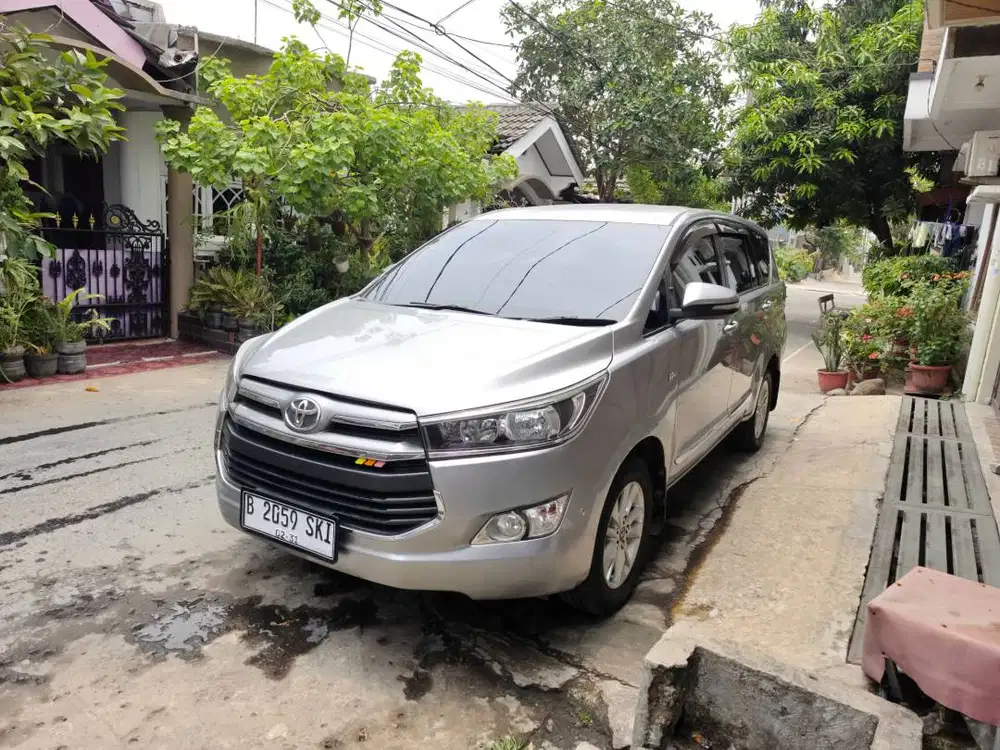 Toyota Kijang Innova Inova Reborn V AT Matic Tahun 2016 Silver ,2017