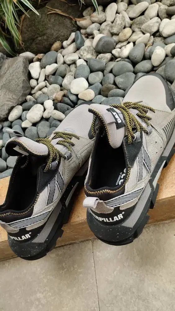 Sepatu Sneakers Caterpillar CAT Raider Sport P724509 Size 44 Like New