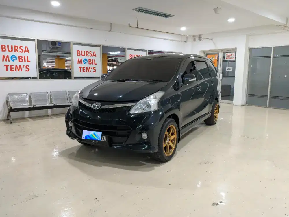 Avanza Veloz 1.5 matic