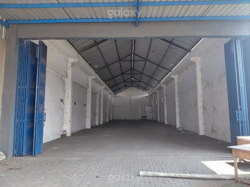 Gudang Strategis Area Poros Pakisaji Malang GMK04312