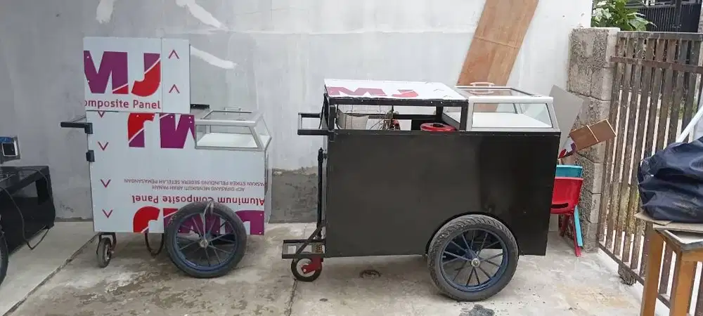 DIJUAL MURMER 2 GEROBAK