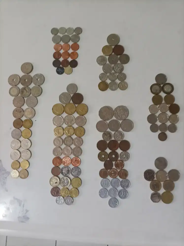 Jual uang koin luar negeri 140 biji ( 10 negara)