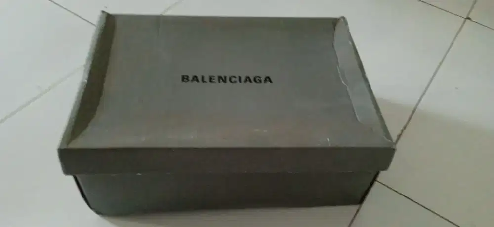 Balenciaga triple s