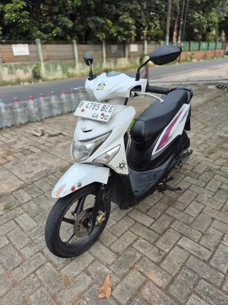 Dijual Honda beat pop tahun 2015 surat lengkap