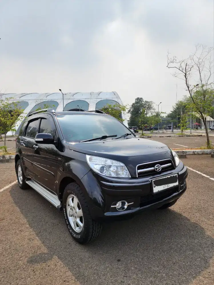 Terios TX MT 2010 ( LOW KM )