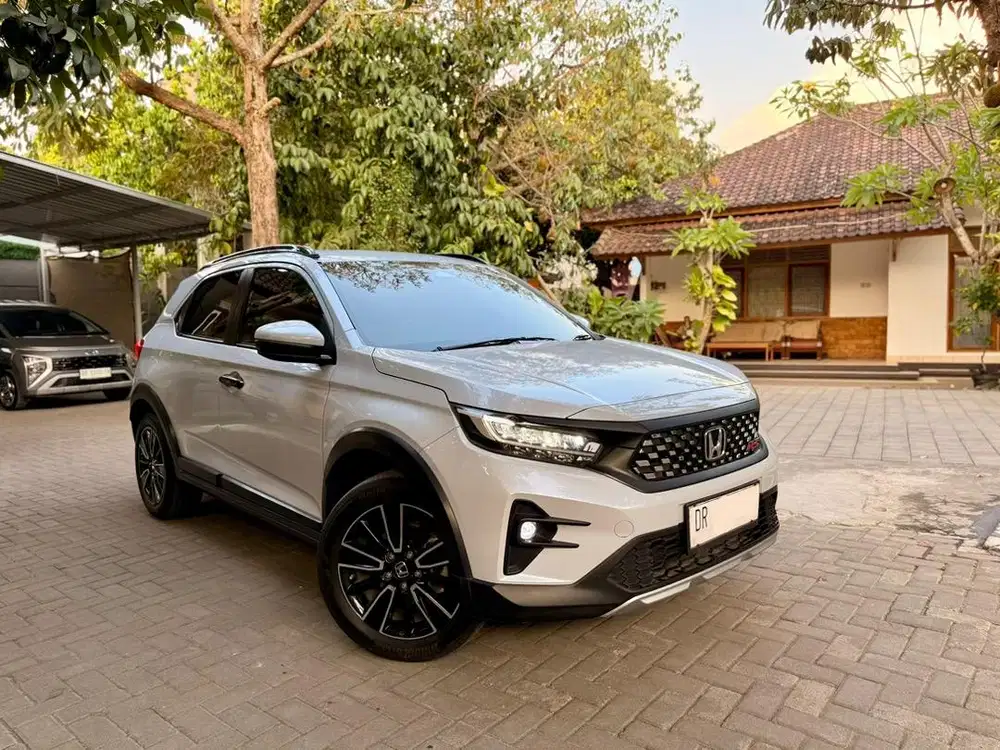 Dijual HONDA WRV RS Sensing 2023 Barcode Ready