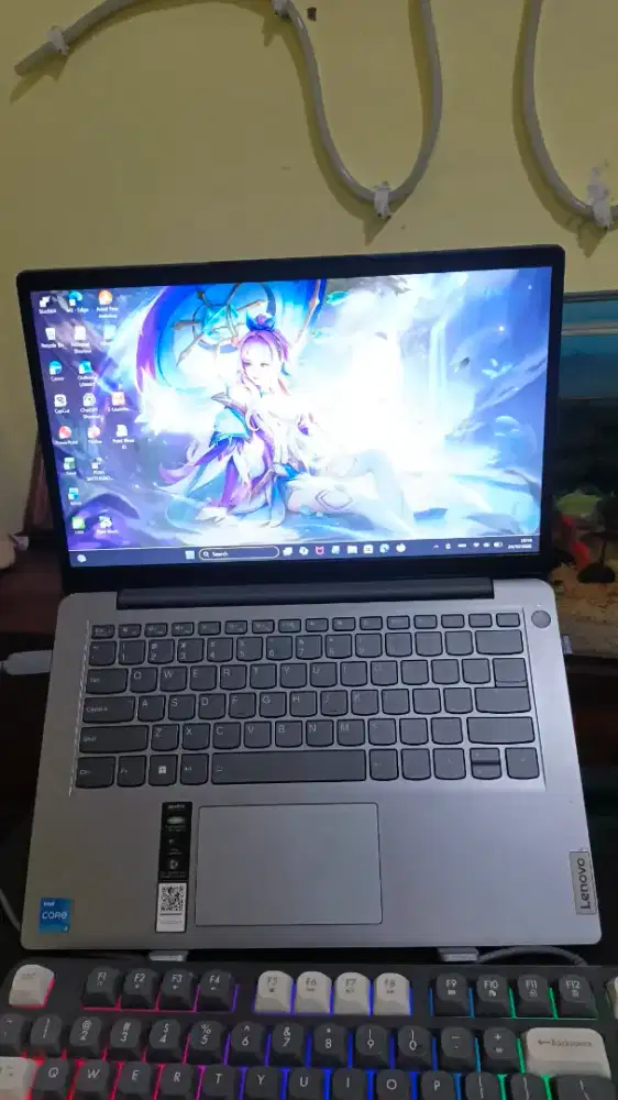 Lenovo IdeaPad Slim 3i 14IAU7/ i3-1215U/ Ram 8GB/ 512GB SSD/ FHD