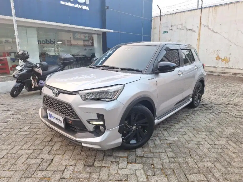 DP MURAH Toyota Raize 1.0 GR Sport TSS Two Tone Bensin-AT 2022  CROFB