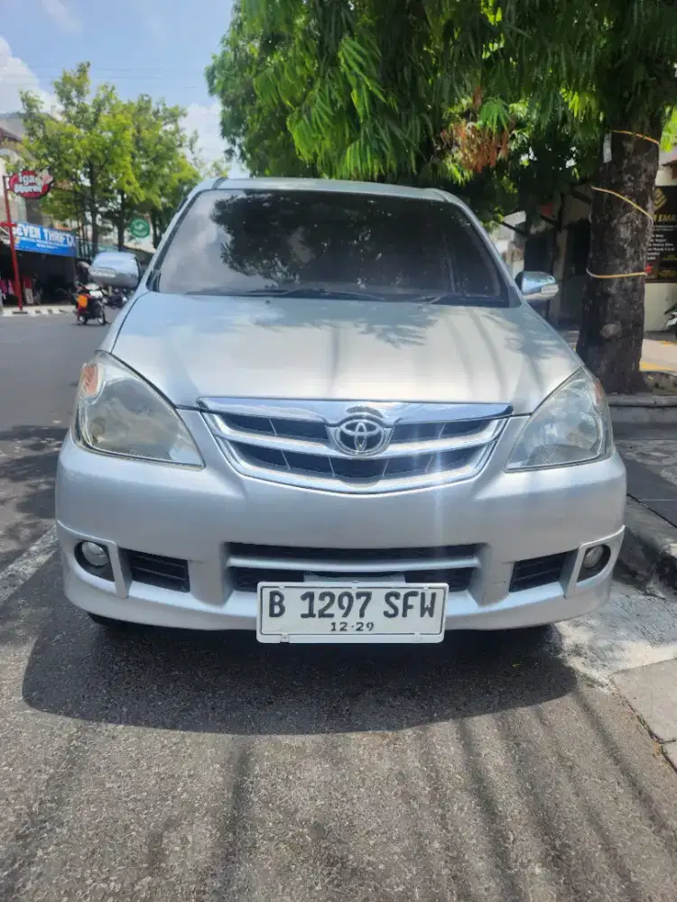 Toyota Avanza G matic AT 2009 istw silver