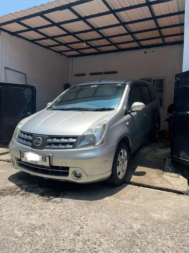 Nissan Grand livina 2010 SV 1.5 Bensin Asli Low Kilometer