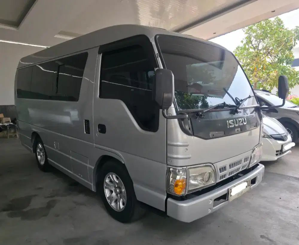 Dijual Isuzu Elf MB 2.8 MT 2017 16 seater