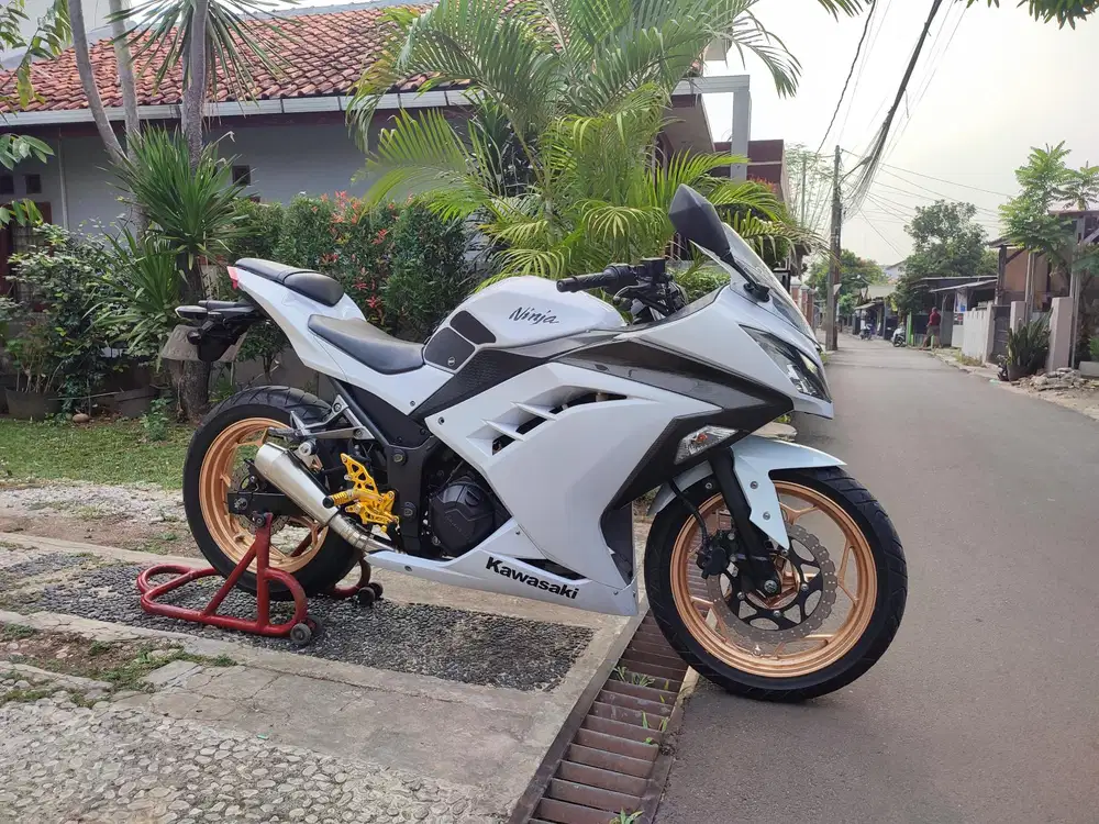 NINJA FI 250 TAHUN 2012 KM 8RB